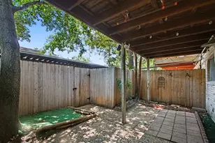 13022 Trail Hollow Dr, Houston, TX 77079 - Photo 13