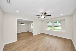 25511 Many Oak Dr, Spring, TX 77380 - Photo 23