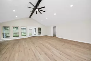 25511 Many Oak Dr, Spring, TX 77380 - Photo 11