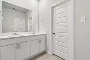 5929 Garnet Rdg Dr, Houston, TX 77092 - Photo 19