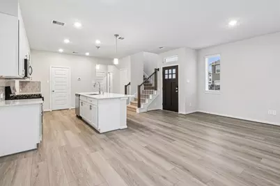 5929 Garnet Ridge Drive, Houston, TX 77092 - Photo 9