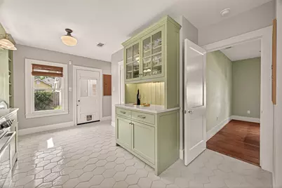 645 E 14th Street, Houston, TX 77008 - Photo 13