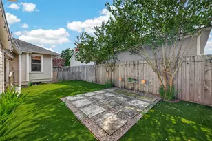 645 E 14th St, Houston, TX 77008 - Photo 37