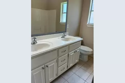 910 Old Angleton Road, Clute, TX 77531 - Photo 25