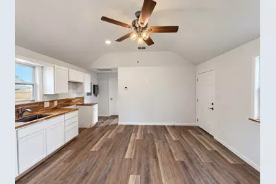 818 S Austin, Bremond, TX 76629 - Photo 5