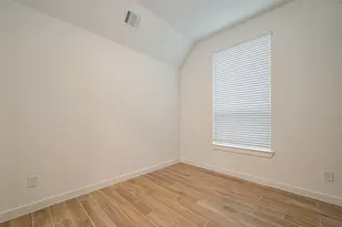 235 Sky Top Dr, Montgomery, TX 77316 - Photo 3