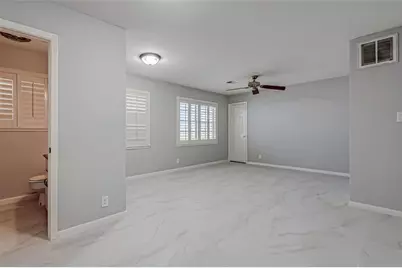 4506 Mimosa Drive, Bellaire, TX 77401 - Photo 33