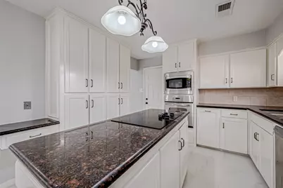 4506 Mimosa Drive, Bellaire, TX 77401 - Photo 21