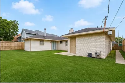 4506 Mimosa Drive, Bellaire, TX 77401 - Photo 47