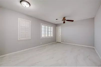 4506 Mimosa Drive, Bellaire, TX 77401 - Photo 35