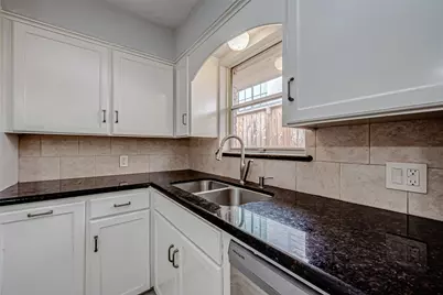 4506 Mimosa Drive, Bellaire, TX 77401 - Photo 23