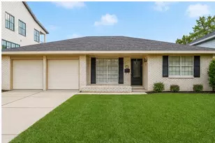 4506 Mimosa Dr, Bellaire, TX 77401 - Photo 3