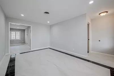 4506 Mimosa Drive, Bellaire, TX 77401 - Photo 9