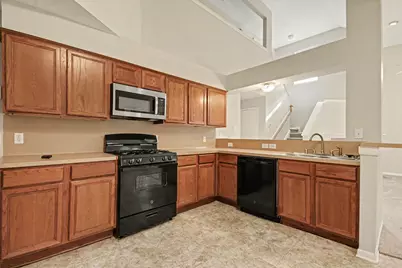 1502 Chandler Park Lane, Fresno, TX 77545 - Photo 9