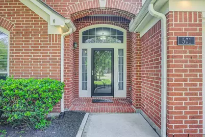 501 Reddingwood Lane, La Marque, TX 77568 - Photo 3