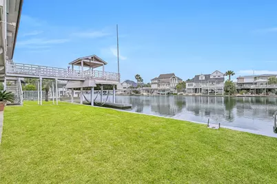 3512 Muscatee Circle, Galveston, TX 77554 - Photo 7