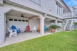 3512 Muscatee Cir, Galveston, TX 77554 - Photo 9