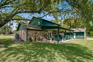 9112 Pilgrim Cir, Rosharon, TX 77583 - Photo 25