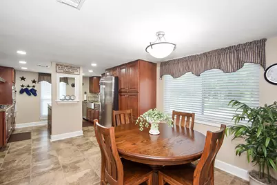 9112 Pilgrim Circle, Rosharon, TX 77583 - Photo 9