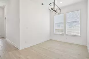 18075 Brennie Bird Ln, Conroe, TX 77302 - Photo 17