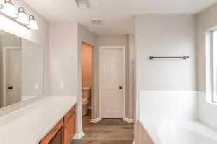 10518 Southway Bend Ln, Houston, TX 77034 - Photo 13
