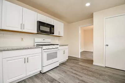 10919 Rustling Winds Drive, Houston, TX 77064 - Photo 7