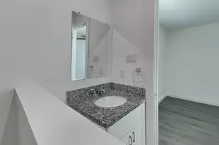 7629 Sundown Dr, Houston, TX 77028 - Photo 7