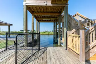 1185 Mabry St, Gilchrist, TX 77617 - Photo 27