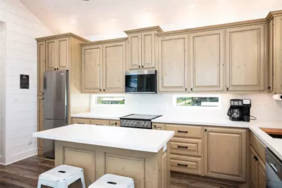 1185 Mabry Street, Gilchrist, TX 77617 - Photo 39