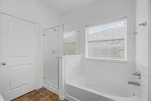 4714 Painted Bunting Ln, Baytown, TX 77521 - Photo 21