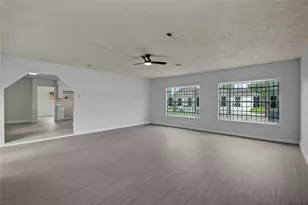 7329 Gleason Rd, Houston, TX 77016 - Photo 5