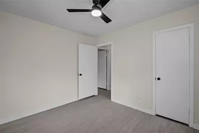 7329 Gleason Road, Houston, TX 77016 - Photo 11