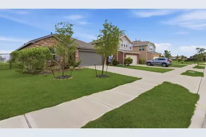 10433 Russell Pines Drive, Rosharon, TX 77583 - Photo 3