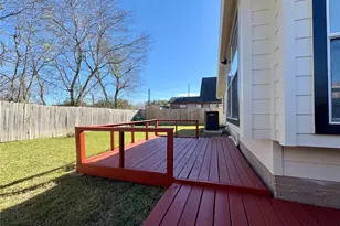 8225 Gladstone St, Houston, TX 77051 - Photo 5