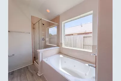 7118 Sunrise Drive, Hitchcock, TX 77563 - Photo 15