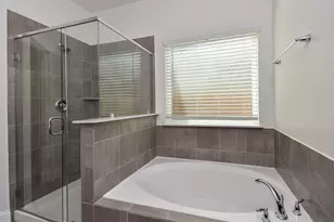 7230 Toluca Dr, Rosharon, TX 77583 - Photo 13