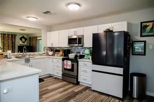 1601 S Chappell Hill St, Brenham, TX 77833 - Photo 13