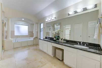 2327 Centerbrook Lane, Katy, TX 77450 - Photo 37