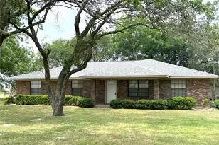 1518 Co Rd 307, El Campo, TX 77437 - Photo 1