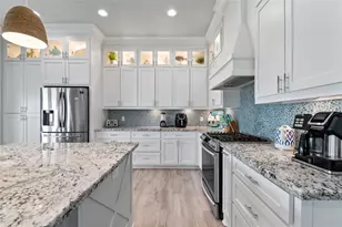 775 Townsend Dr, Crystal Beach, TX 77650 - Photo 17