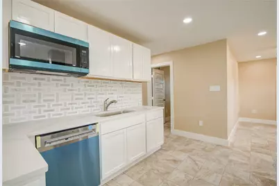 2306 19th Avenue N, Texas City, TX 77590 - Photo 31