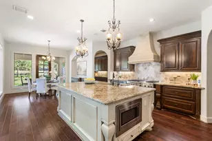 10703 Clubhouse Cir, Magnolia, TX 77354 - Photo 11