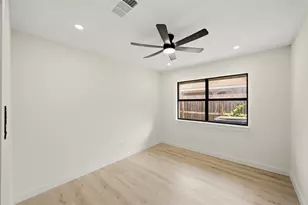 5322 Briarbend Dr, Houston, TX 77096 - Photo 39