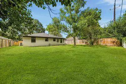 5322 Briarbend Drive, Houston, TX 77096 - Photo 47