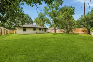 5322 Briarbend Dr, Houston, TX 77096 - Photo 47
