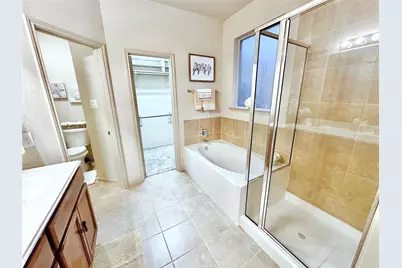 12801 Winter Springs Drive, Pearland, TX 77584 - Photo 9