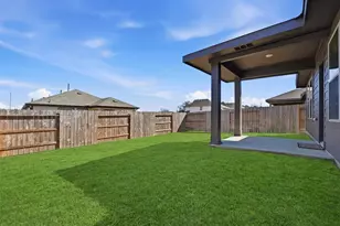 4535 Pinehurst Trce Dr, Pinehurst, TX 77362 - Photo 23