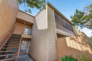 10555 Turtlewood Ct, Houston, TX 77072 - Photo 5