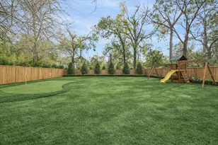 726 E Creekside Dr, Houston, TX 77024 - Photo 7