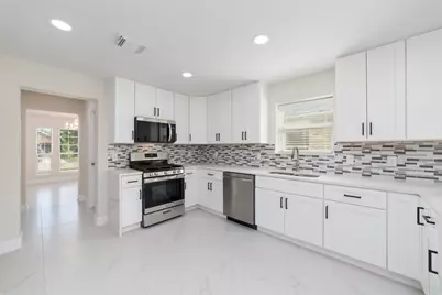 18119 Emerybrook Court, Richmond, TX 77407 - Photo 17
